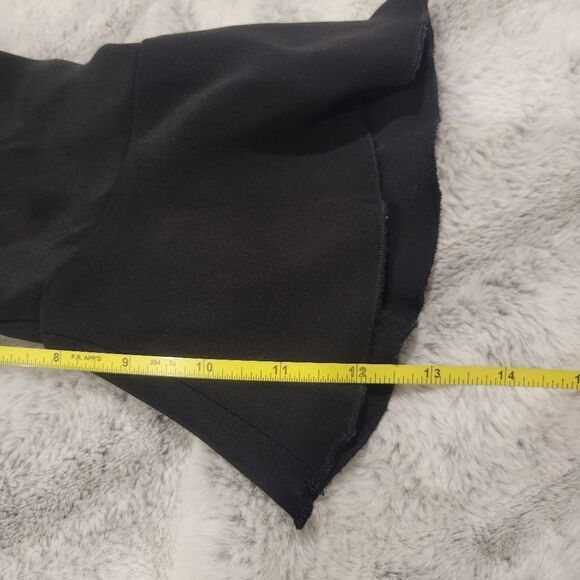 Armani Collezioni bell sleeve button up, size 10 - Picture 8 of 8